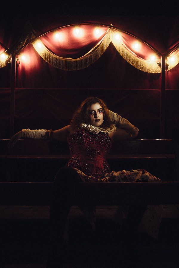 Coralieofthevalley_dark academia photographer - ethereal bride -europe high end photographer 